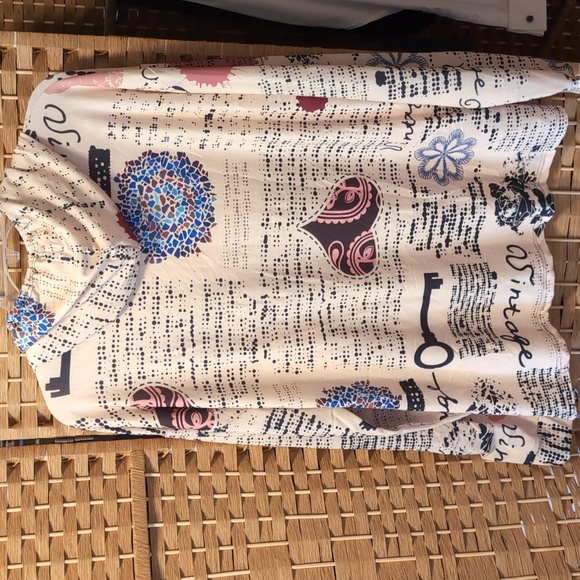 NWT....Lily hoodie - Picture 5 of 11